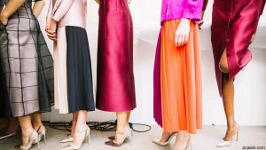 mencuci baju berwarna