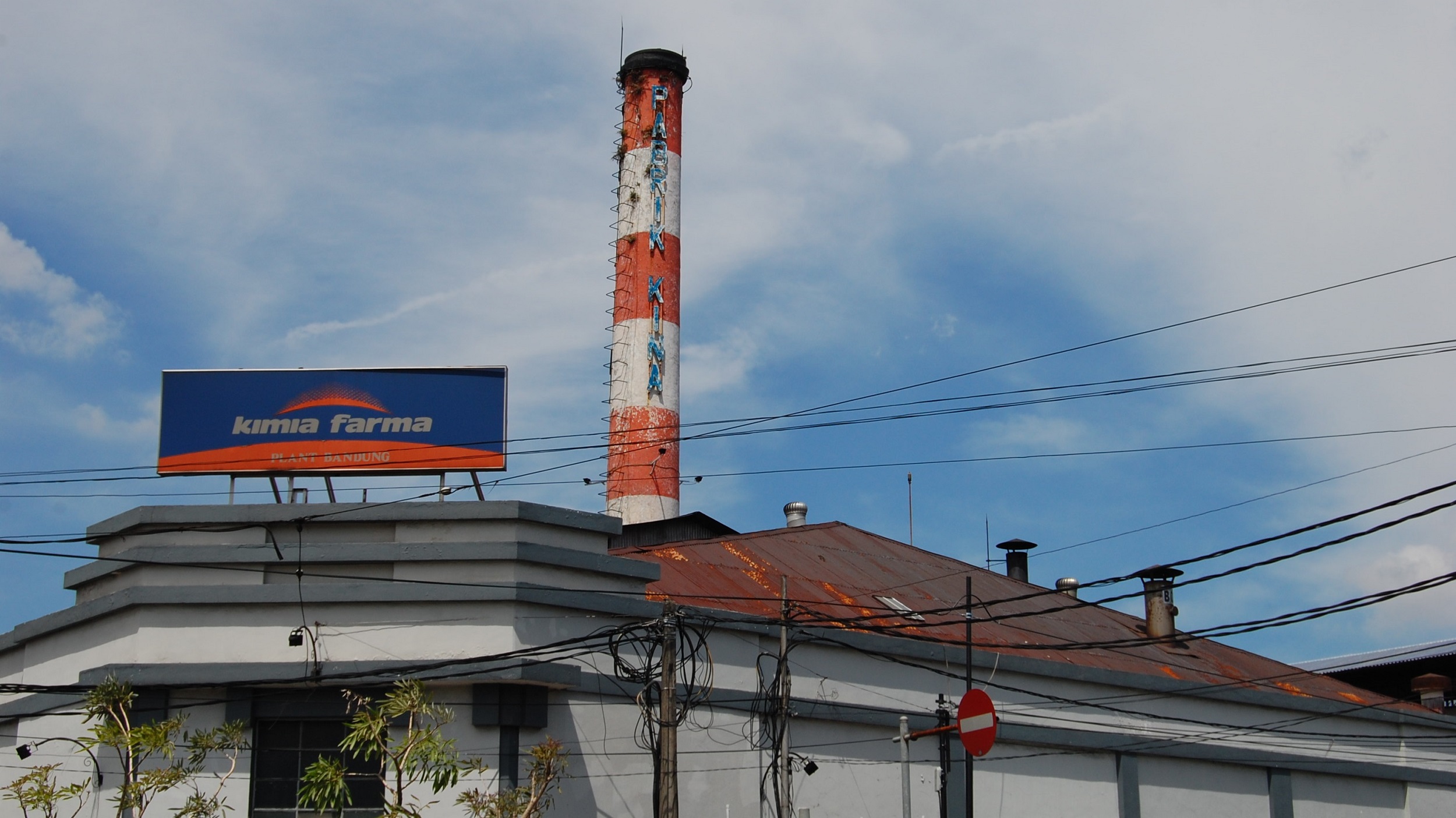 perusahaan tertua di Indonesia 