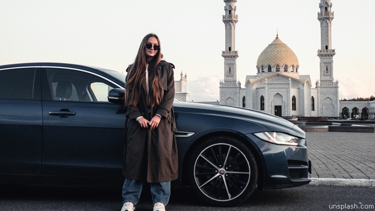 menggunakan jasa influencer